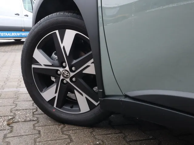 Toyota Aygo X Hybrid 115 pulse | V+A Parkeersensoren