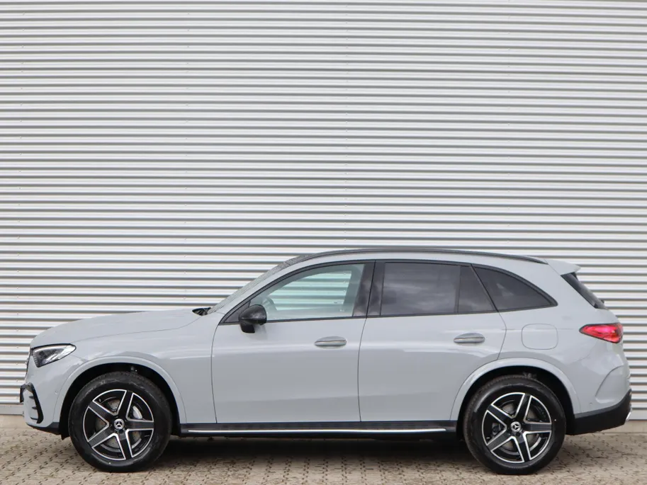 Mercedes-Benz GLC 300e 4MATIC Business Solution AMG Voordeel € 8.371 Voorraadactie !!