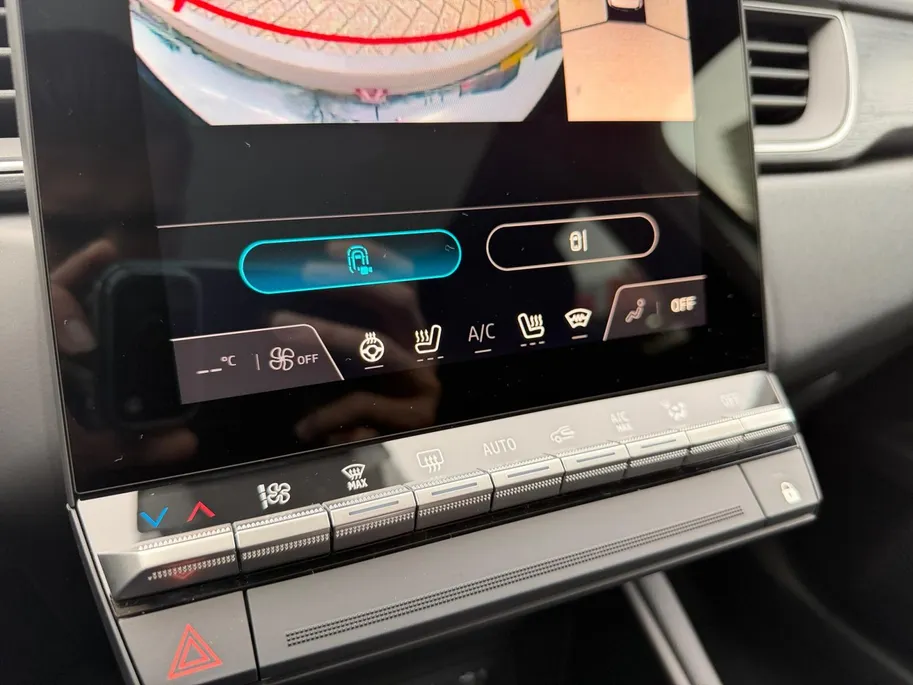 Mitsubishi Grandis 1.8 HEV Instyle | !NIEUWE VOERTUIG! | 6400,- EURO REGISTRATIE  KORTING | DE MEEST LUXE UITVOERING |
