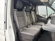Renault Master E-Tech T35 L2H2 Advance Long Range 87 kWh Automaat | NIEUWE AUTO - DIRECT LEVERBAAR! | Camera | Climate Control | Cruise Control | Apple CarPlay/Android Auto | Full LED | Licht & Regen Sensor | Parkeersensoren |