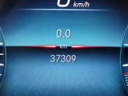 Mercedes-Benz GLA 200 Business Solution AMG l Trekhaak l Panoramadak l Stoelverwarming