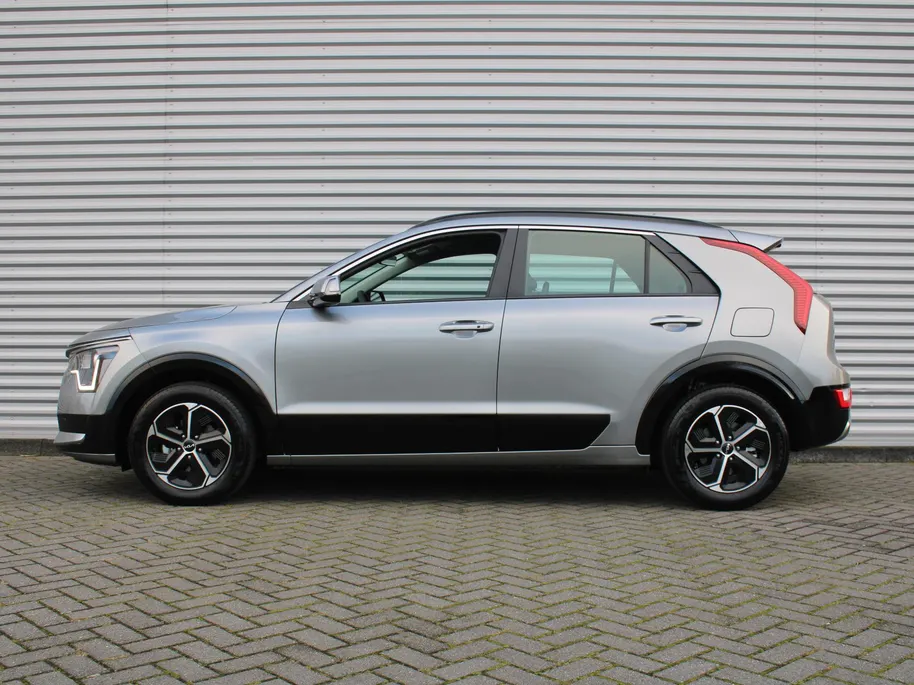 Kia Niro 1.6 GDi Hybrid DynamicLine | Camera | Cruise adapt. | Clima | 16' LM | Navi | Keyless | Apple Carplay/Android Auto |