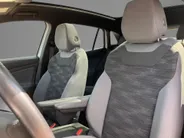 Volkswagen ID.4 Pure 52 kWh 170PK · SOH 92.3% · Panoramadak · Apple/Android Car Play · Camera + Parkeersensoren ·