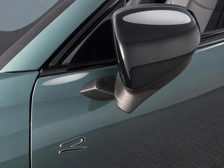Volkswagen Passat Variant 1.5eHybrid 272PK R-Line Black Style Plus · Leder · Harman Kardon · Trekhaak ·  Alcantara hemelbekleding · 360°Camera + Parkeersensoren · Garantie t/m 21-01-2031 of 100.000km