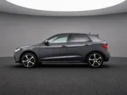 Audi A1 Sportback Advanced edition 30 TFSI 116 PK · Audi Sound · Afgevlakt sportstuur · Full led verlichting · Privacy glas