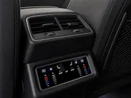 Audi e-tron 55 408pk Quattro S edition 95 kWh · SOH 97,1% · Panoramadak · Camera · Luchtvering · Zwart Optiek Plus · 21'' Inch ·