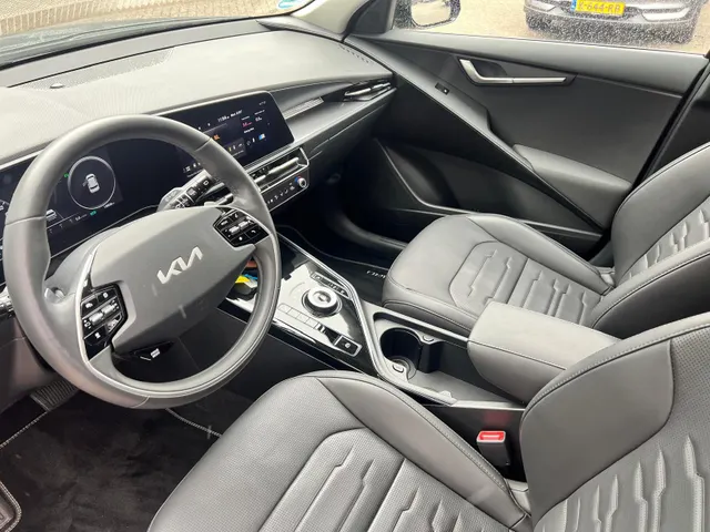 Kia Niro 1.6 GDi Hybrid DynamicPlusLine AUTOMAAT | HYBRIDE | SCHUIF- KANTELDAK | A.CAMERA | APPLE CARPLAY/ANDROID AUTO | NED. AUTO | 1e EIGENAAR |