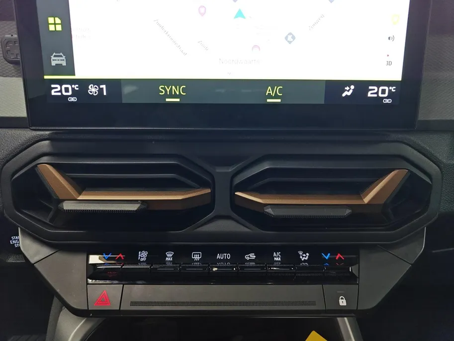 Dacia Bigster 1.8 Hybrid 155 Extreme AUTOMAAT NAVI TREKHAAK AIRCO 360CAMERA CRUISE CONTROLE SCHUIFKANTELDAK APPLE CARPLAY ANDROID AUTO ZEER MOOIE AUTO DEALER ONDERHOUDEN