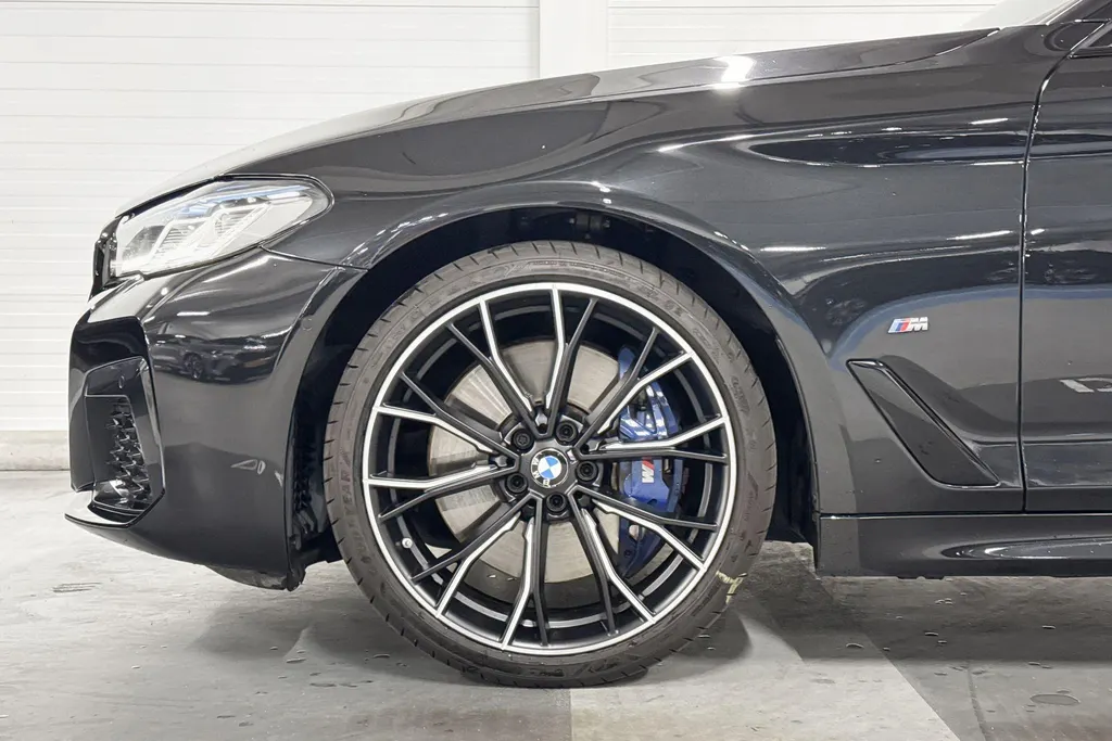 BMW 5 Serie Touring 540i xDrive High Executive