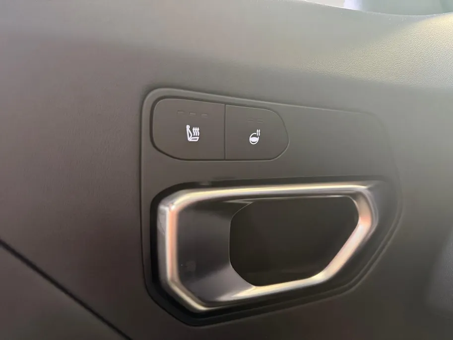 Kia K4 Sportswagon 1.0 T-GDi MHEV GT-Line Launch Edition Automaat | Pano | Dodehoekassistentie | Stoel & stuurverwarming | Elektrisch verstelbare bestuurdersstoel | Fabrieksgarantie | NAP