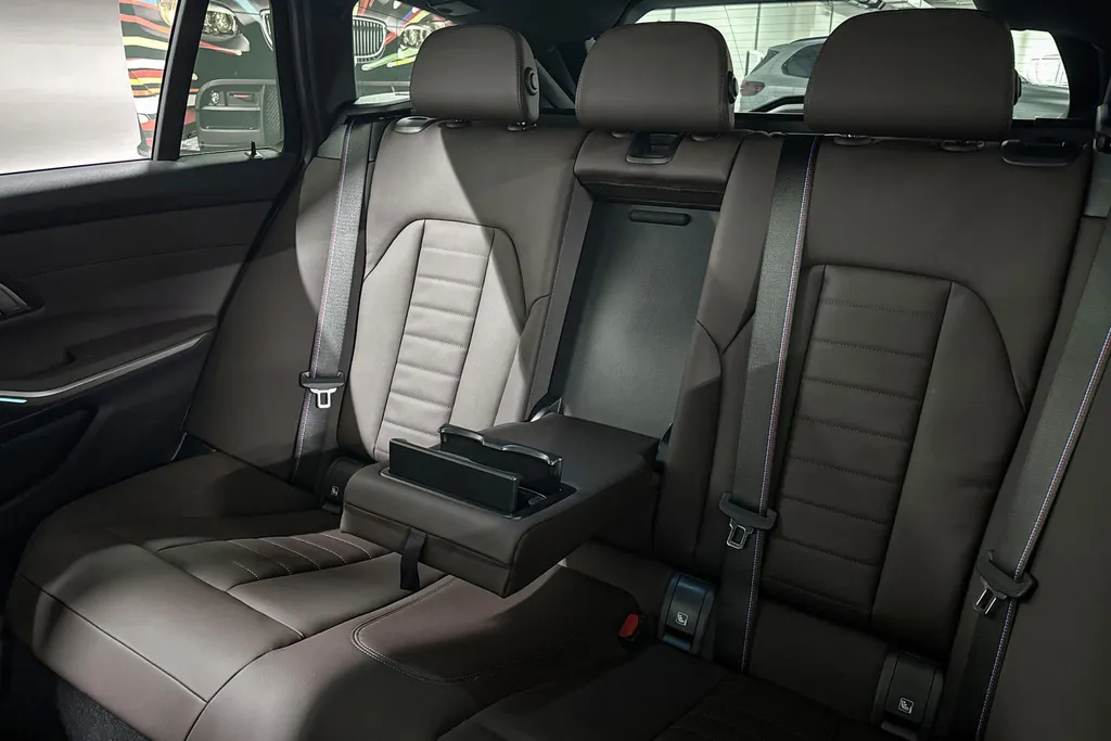 BMW 3 Serie Touring 330e