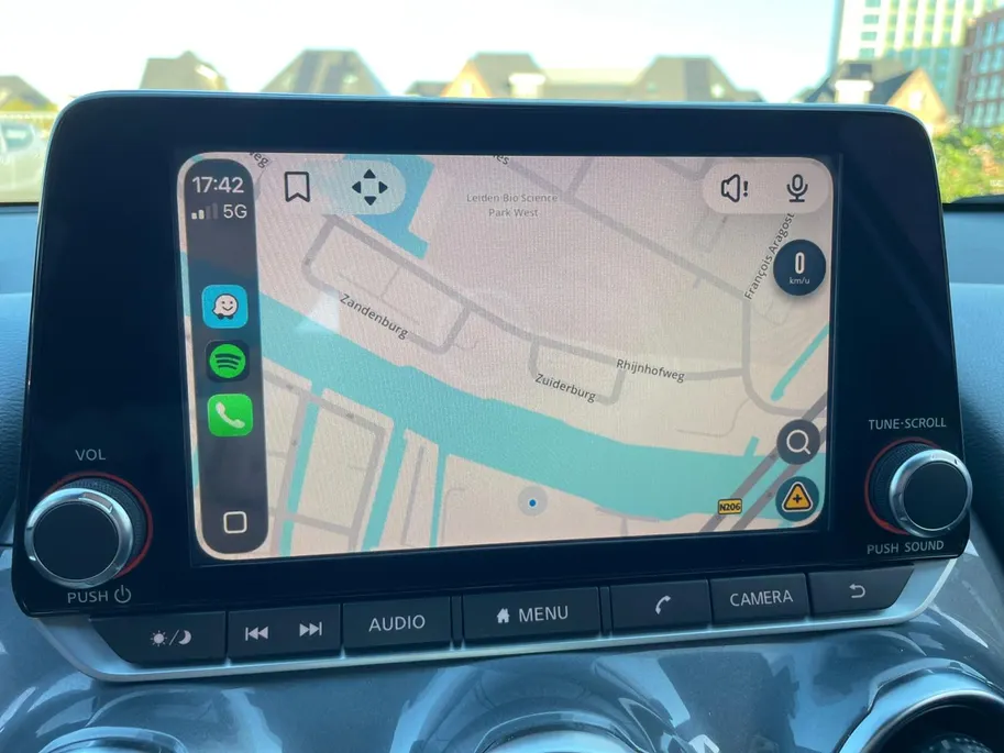 Nissan Juke 1.0 DIG-T N-Connecta *Navi*Camera*Climate Control*Carplay*LM.Velgen*Parkeersensoren*Nette auto!