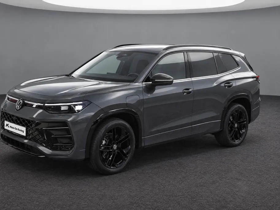 Volkswagen Tayron R-Line Edition 1.5 eHybrid 204 PK 6 versn. DSG · Black Style Pakket · Trekhaak inklapbaar, met elektrische ontgrendeling, incl. aanhangermanoeuvreerhulp Trailer Assist ·
