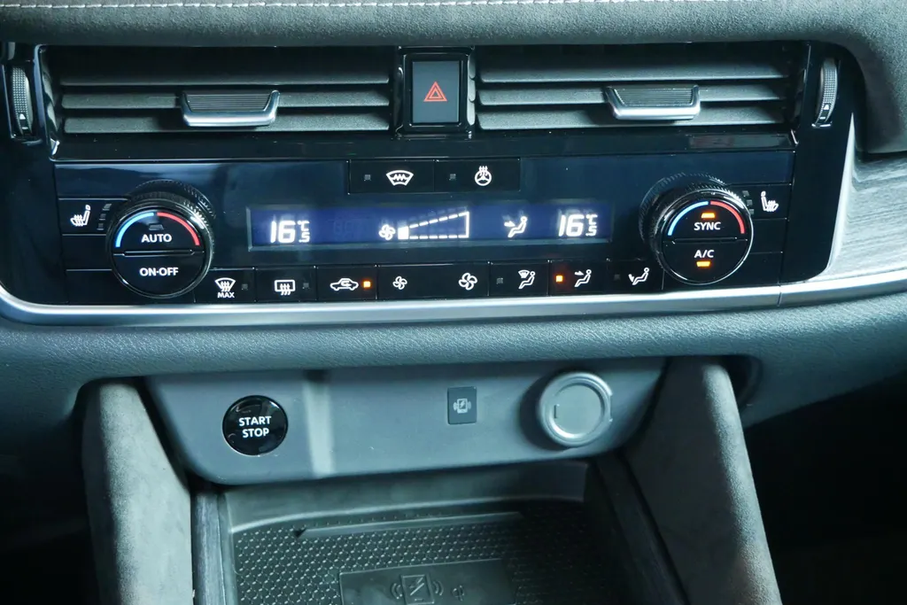 Nissan QASHQAI 1.5 e-Power Tekna Plus |Nappa lederen bekleding met geheugen|Bose Audio|Electrische achterklep|20inch LM wielen|Apple carplay & android auto| 360grd camera| PDC voor en achter|