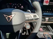CUPRA Formentor 1.5 TSI e-Hybrid business | 19 inch | Stuurverwarming | Open dak | Trekhaak