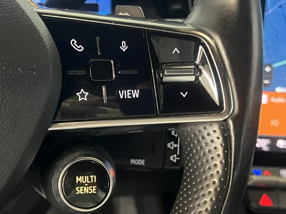 Renault Megane E-Tech 220PK EV60 Optimum Charge Techno Automaat | 360 Camera | Harman Kardon Audio | Binnenspiegel met Camera | Adaptive Cruise Control | Apple CarPlay/Android Auto | Navi | Climate Control |