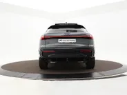 Audi Q5 Sportback 2.0 TFSI e-hybrid 367pk Quattro S edition Competition · Panoramadak · Inklap. Trekhaak · 360 Camera · Matrix LED · Elek. Stoelen · RS Carbon Styling Pack · Garantie t/m 10-12-2030 of 100.000km