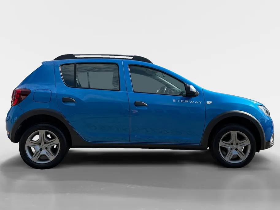 Dacia Sandero Stepway 0.9 TCe SL | Cruise control | Elektr. ramen voor en achter | Navigatie | Parkeersensor achter | DAB | Airco | Lichtmetalen velgen | Bovag garantie |