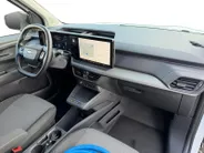 Ford E-Transit Courier Trend 44 kWh | NL auto | Navigatie | Apple carplay & android auto | Adapt. cruise control | BLIS | Parkeersensor achter | Achteruitrijcamera | Trekhaak |