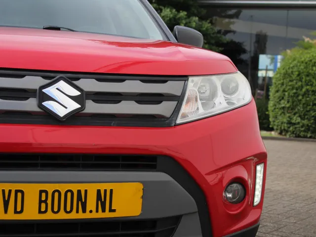 Suzuki Vitara 1.6 Exclusive | Navi | Cruise | Clima | Camera | Trekhaak