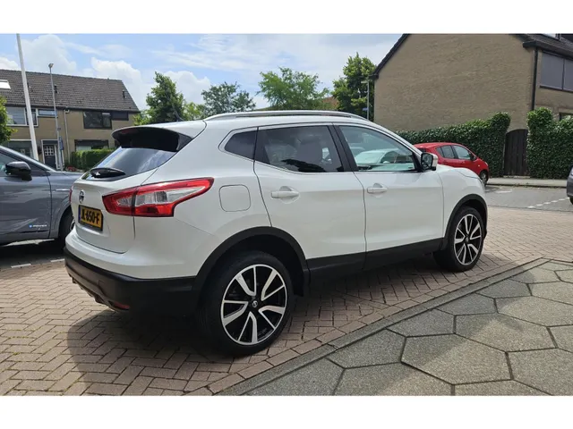 Nissan QASHQAI 1.2 115pk DIG-T Tekna