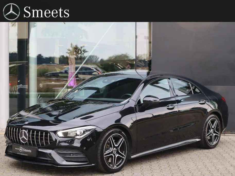 Mercedes-Benz CLA 200 Business Solution AMG l Keyless l Achteruitrij camera l Ambiente lichtpakket