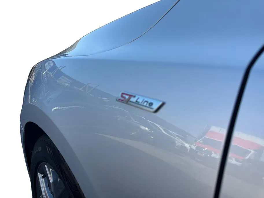 Ford Focus Wagon 1.0 EcoBoost Hybrid ST Line | Winter Pack | Cruise Control | Climate Control | Navigatie | 12 maanden garantie! |