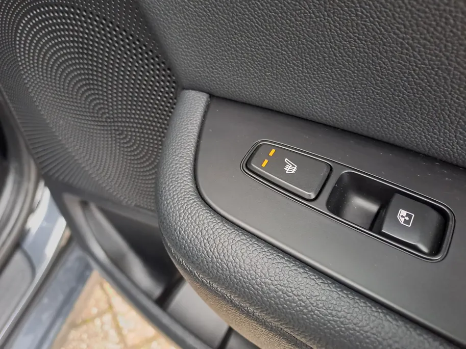 Kia Ceed Sportswagon 1.0 T-GDi ExecutiveLine Navigatie GROOT scherm | Camera | Cruise | Panorama schuif/kanteldak | Dode hoek | Apple Carplay/Android Auto | Stoel/stuur verwarming | JBL | Elektr. achterklep