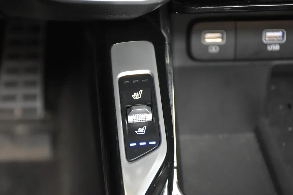 Kia Sorento 1.6 Plug-in Hybrid 4WD ExecutiveLine 7zits |Navi |Pano |Cruise