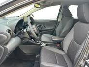 Toyota Yaris 1.5 Hybrid Dynamic | Nieuw | Apple Carplay/Android Auto | hill hold functie | airco (automatisch) | achteruitrijcamera | buitenspiegels verwarmbaar |