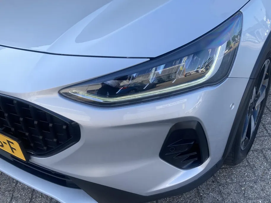 Ford Focus Active 1.0 EcoBoost Hybrid 155 pk automaat Groot Navi - Winter Pack - BLISS - Adaptive Cruise Control - Camera