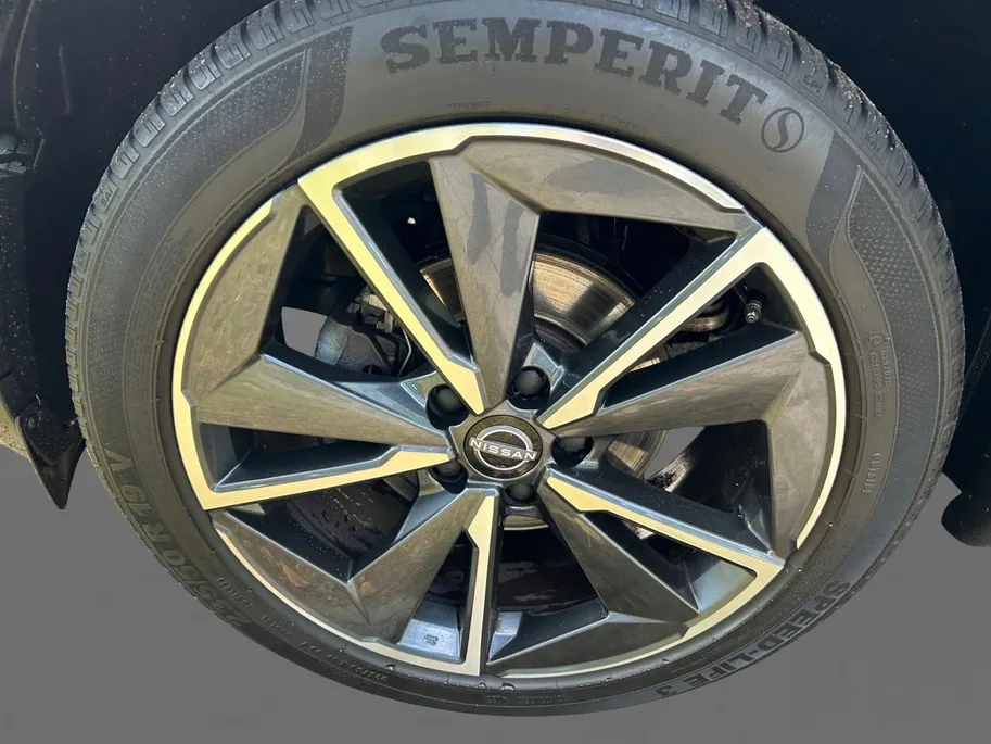 Nissan QASHQAI 1.3 MHEV Tekna Apple Carplay/Android Auto , navigatiesysteem full map , elektrisch bedienbare achterklep met sensorsturing, panoramadak , cruise control adaptief , lichtmetalen velgen 19'