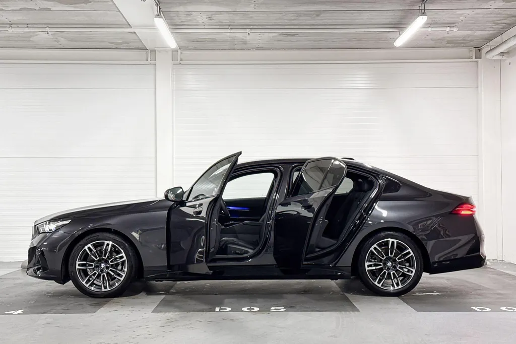 BMW 5 Serie Sedan 520i
