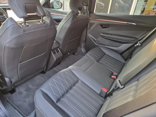 Mitsubishi Eclipse Cross Instyle 87 kWh