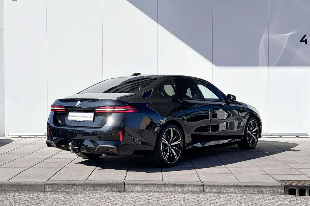BMW i5 Sedan eDrive40 M-Sport