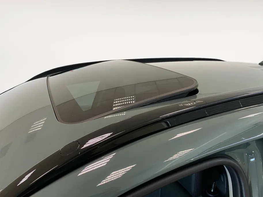 Kia Niro 1.6 GDi Hybrid DynamicPlusLine | Demo | Direct Beschikbaar! | Leder | Schuif/Kantel dak | Navi | Camera | Stoel + Stuurverwarming | Elektr. Achterklep | Head-Up Display |