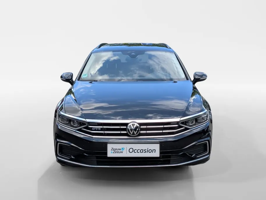 Volkswagen Passat Variant 1.4 TSI PHEV GTE Business | Top staat! | Trekhaak | Clima | NU Rijklaarprijs! Incl.12 Maanden, APK, Onderhoudsbeurt etc! Premiumpakket gratis!