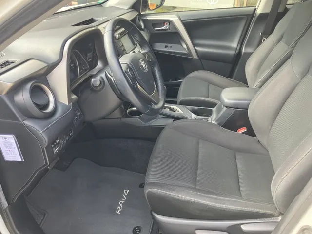 Toyota RAV4 2.0 Style 4WD | Trekhaak 1500kg | Navi |