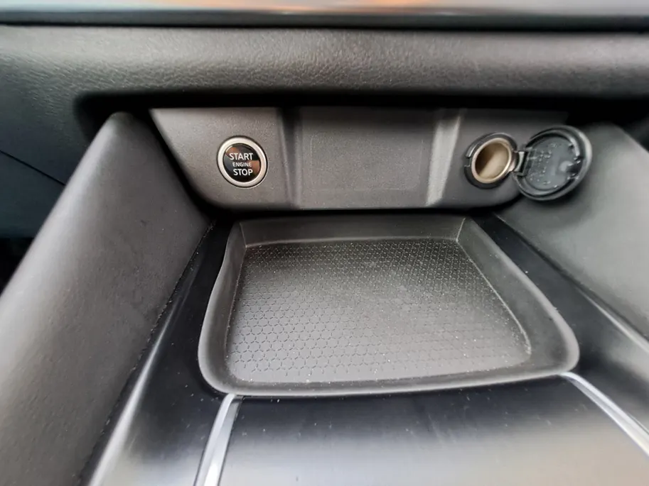 Nissan QASHQAI 1.3 MHEV N-Style | Apple Carplay/Android Auto | Navi | Camera | LM Velgen | Cruise control adaptief