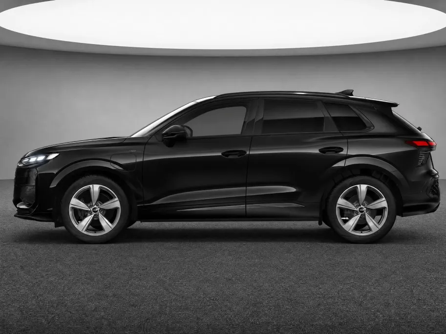 Audi Q3 1.5 200kW e-hybrid S edition 272 PK · Exterieurpakket zwart · Privacy glas