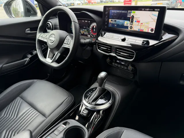 Nissan Juke Hybrid 143pk Tekna | Leder | BOSE | Navigatie | App Connect | All Season | Keyless