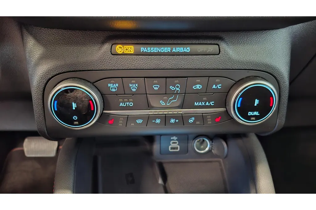 Ford Kuga 2.5 PHEV 225PK ST-Line X | Panoramadak | Trekhaak | Winter Pack | Adap. Cruise | HUD |
