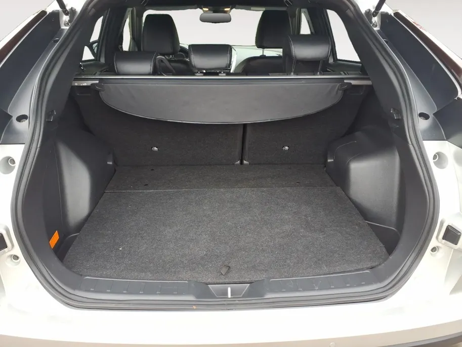 Mitsubishi Eclipse Cross 2.4 PHEV Intense+ Automaat | Navigatie | Trekhaak | Dealer onderhouden | Fabrieksganatie