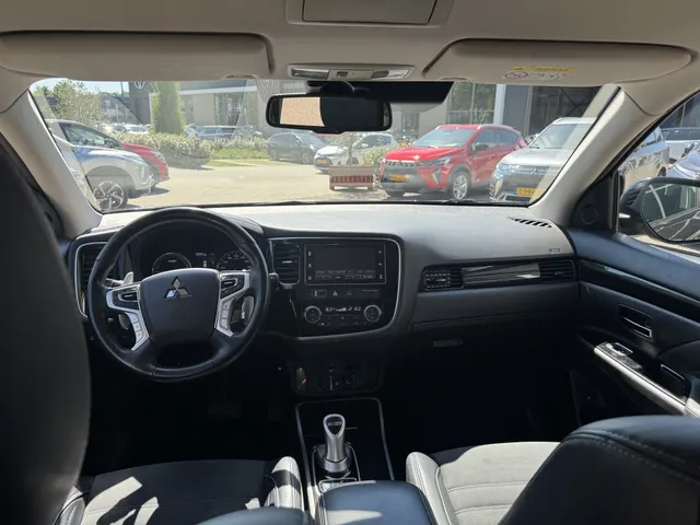 Mitsubishi Outlander 2.0 PHEV Executive | Trekhaak