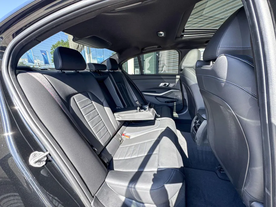 BMW 3 Serie Sedan 330e