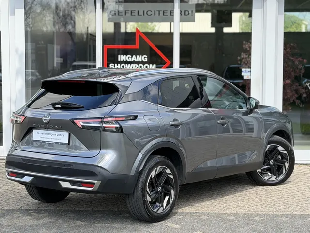 Nissan QASHQAI 1.3 Mild-Hybrid 158pk Xtronic N-Connecta | Panoramadak | Head-Up | Cold Pack | App Connect | Keyless