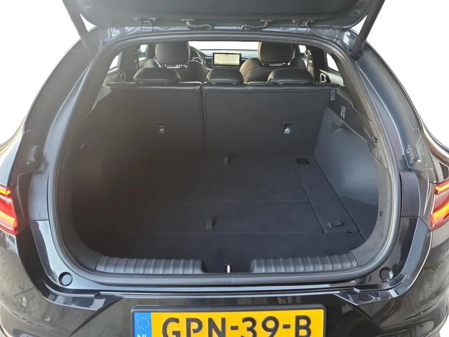 Kia ProCeed 1.5 T-GDi GT-Line | Stoel en stuurverwarming | Navigatie | Elektrische achterklep | Camera | Climate control | Apple Carplay / Android Auto |