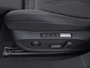 Volkswagen ID.7 Tourer Pro Business 77 kWh / 286pk Stuur- & Stoelverwarming · 360 Camera · Trekhaak · IQ.LIGHT ·  Head-Up Display