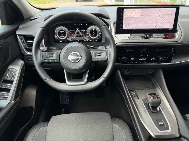Nissan QASHQAI 1.3 Mild-Hybrid 158pk Xtronic N-Connecta | Panoramadak | Head-Up | Cold Pack | App Connect | Keyless