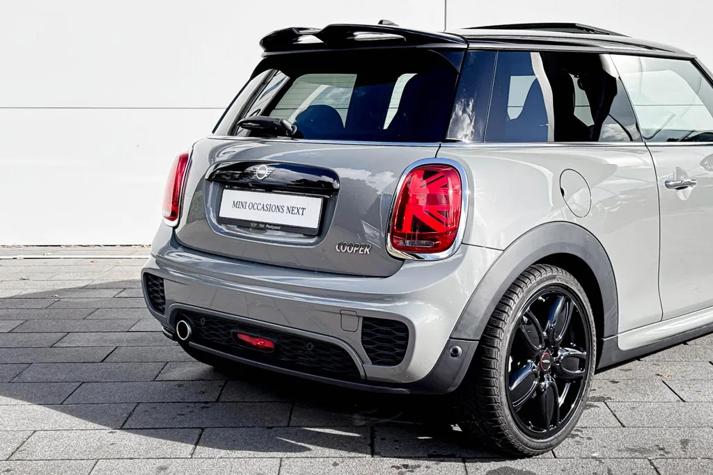 MINI Cooper 3-deurs Cooper 60 Years Edition